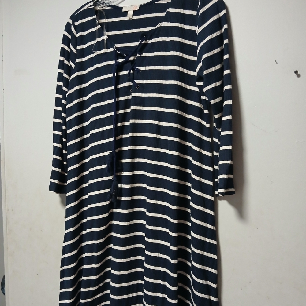 Gianni Bini Ladies  Long Sleeve Navy and White Striped Dress. Size Large
